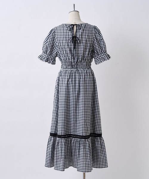 one after another NICE CLAUP(ワンアフターアナザーナイスクラップ)の「【WEB限定】配色バックリボンロングワンピース(ワンピース・レディース・ベージュ/オフホワイト/チェック・FREE)」の13枚目の写真