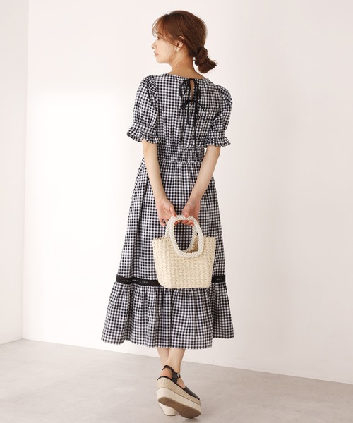 one after another NICE CLAUP(ワンアフターアナザーナイスクラップ)の「【WEB限定】配色バックリボンロングワンピース(ワンピース・レディース・ベージュ/オフホワイト/チェック・FREE)」の5枚目の写真