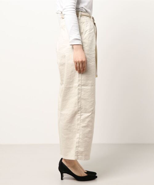 SOMETHING（サムシング）の「【SOMETHING】ベルト付きタックワイドパンツ（その他パンツ・レディース・キナリ・M/S/XS）」の3枚目の写真