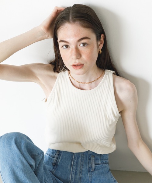 koe（コエ）の「カップ付きタンクトップ*（タンクトップ・レディース・アイボリー/ブラック/ベージュ・M/L）」の2枚目の写真