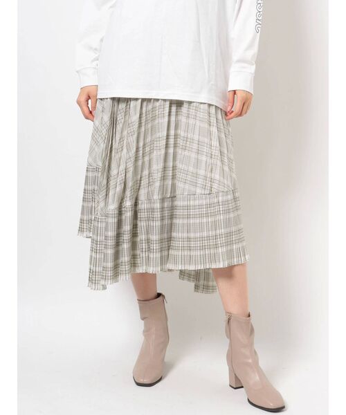 dazzlin（ダズリン）の「チェックダブルプリーツスカート（スカート・レディース・ベージュ/ブラウン/グリーン・FREE）」の16枚目の写真