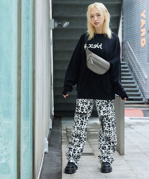 X-girl(エックスガール)の「FAUX LEATHER WAIST BAG(ボディバッグ/ウエストポーチ・レディース・ブラック/ベージュ/パープル・ONE SIZE)」の14枚目の写真