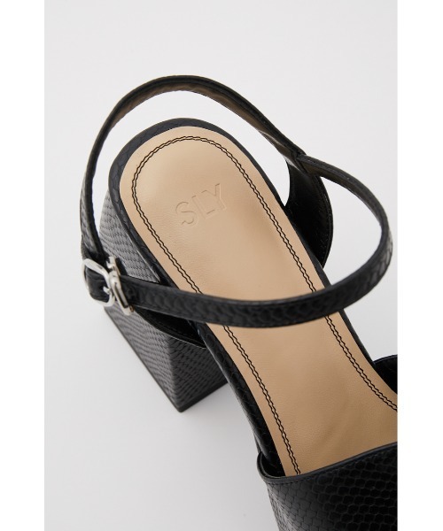 SLY（スライ）の「COVERD PYTHON CHANKSOLE SANDAL チャンキーソール サンダル（サンダル・レディース・ブラック/ブラウン・LARGE/SMALL/MEDIUM）」の11枚目の写真