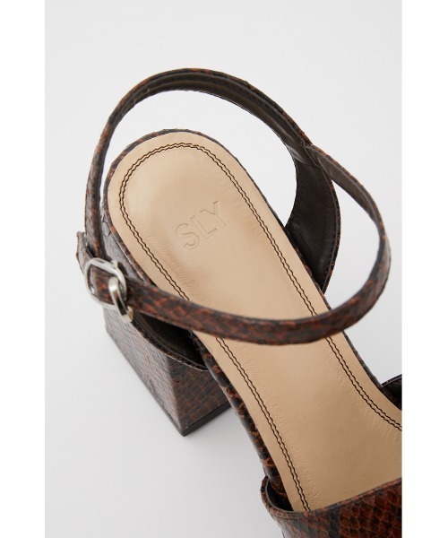 SLY（スライ）の「COVERD PYTHON CHANKSOLE SANDAL チャンキーソール サンダル（サンダル・レディース・ブラック/ブラウン・LARGE/SMALL/MEDIUM）」の16枚目の写真