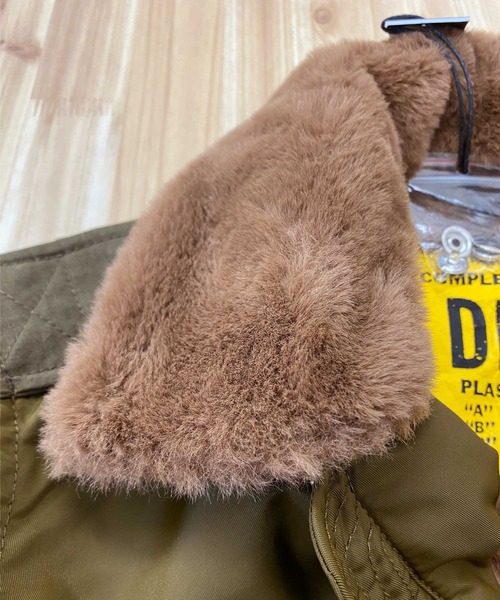DIESEL（ディーゼル）の「裏フェイクムートン ミリタリー MA-1 ジャケット「J-SOULY-TYE」（MA-1・メンズ・カーキ・S）」の11枚目の写真