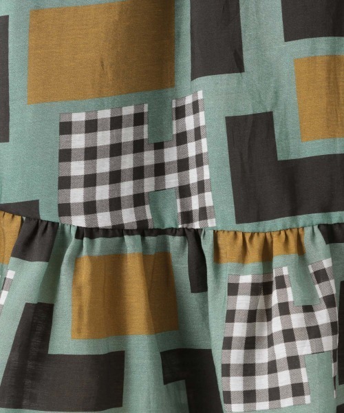 LOWRYS FARM（ローリーズファーム）の「アッシュコラボティアードスカート　959037（スカート・レディース・グリーン/レッド・FREE）」の3枚目の写真