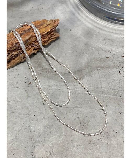 Ungrid（アングリッド）の「淡水パールロングネックレス（ネックレス・レディース・オフホワイト・FREE）」の6枚目の写真