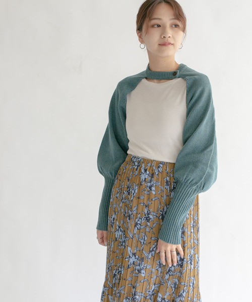 KBF（ケイビーエフ）の「ボリュームスリーブショートカーディガン（カーディガン/ボレロ・レディース・ピンク/グリーン/ブラウン・ONE）」の7枚目の写真