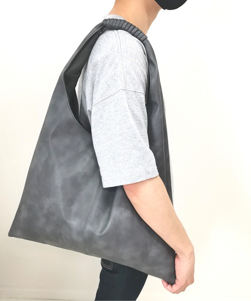ADMIX/ATELIER SAB MEN(アドミックスアトリエサブメン)の「ムラ加工 フェイクレザー ショッパートートバッグ(トートバッグ・メンズ・ブラック/グレー/ネイビー・FREE)」の8枚目の写真