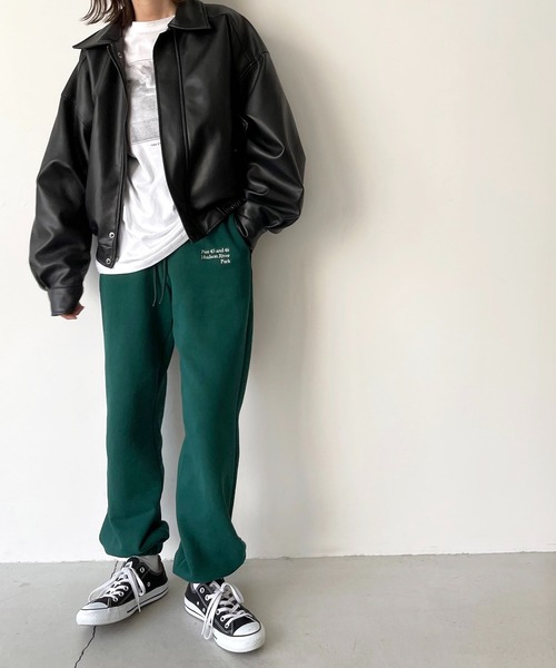 CANAL JEAN(キャナルジーン)の「RCW BLUE LABEL(ブルーレーベル) 裏毛刺繍パンツ(スウェットパンツ・レディース・ネイビー/グリーン/ヘザーグレー・38/36)」の3枚目の写真