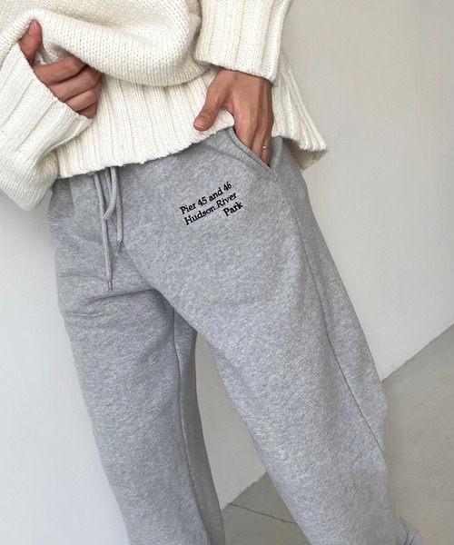 CANAL JEAN(キャナルジーン)の「RCW BLUE LABEL(ブルーレーベル) 裏毛刺繍パンツ(スウェットパンツ・レディース・ネイビー/グリーン/ヘザーグレー・38/36)」の9枚目の写真