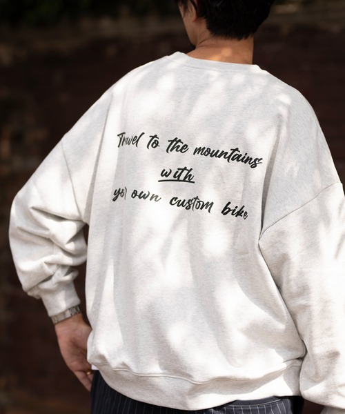 JOURNAL STANDARD（ジャーナルスタンダード）の「【WEB限定】HOLIDAY EMB ビッグシルエット スウェット [ユニセックス対応]（スウェット・メンズ・アイボリー/ブラック系その他/グレー系その他/コバルトブルー・MEDIUM/LARGE/X-LARGE）」の8枚目の写真