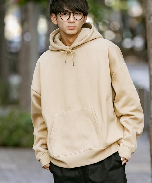 Beno（ビーノ）の「ソフトボリューム裏起毛 ワイドシルエット プルオーバーフーディー / パーカー（パーカー・メンズ・ブラック/ダークグリーン/ダークブラウン/ネイビー/オフホワイト/オリーブ/インディゴブルー/ダークグレー/サンドベージュ/オートミール/杢グレー/グレイッシュベージュ・M/L/XL/XXL/S）」の8枚目の写真