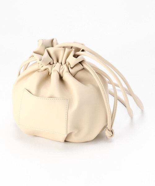 MONO COMME CA(モノコムサ)の「2WAY 巾着ポシェット(ショルダーバッグ・レディース・ブラック/ベージュ/シルバー/ミント・FREE)」の18枚目の写真