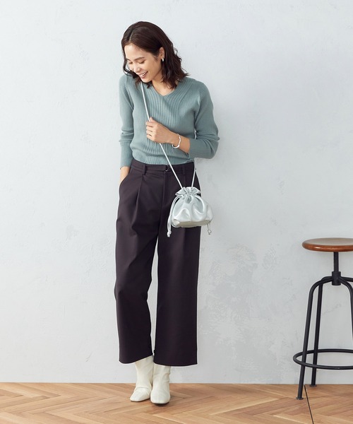 MONO COMME CA(モノコムサ)の「2WAY 巾着ポシェット(ショルダーバッグ・レディース・ブラック/ベージュ/シルバー/ミント・FREE)」の9枚目の写真