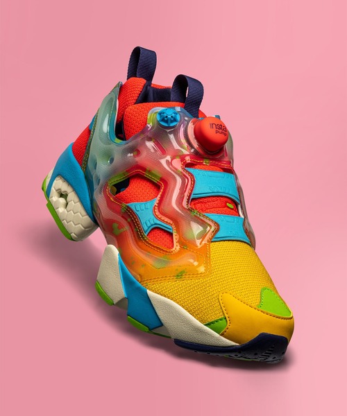 Reebok(リーボック)の「ジェリー ベリー インスタポンプ フューリー / Jelly Belly Instapump Fury Shoes(スニーカー・メンズ・イエロー・24.5cm/29.0cm/26.5cm/23.0cm/28.5cm/24.0cm/28.0cm/27.0cm/22.0cm/25.0cm/26.0cm/23.5cm/27.5cm/25.5cm)」の2枚目の写真