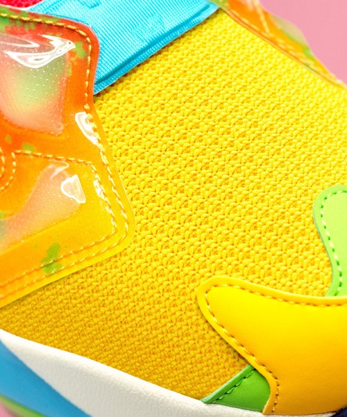 Reebok(リーボック)の「ジェリー ベリー インスタポンプ フューリー / Jelly Belly Instapump Fury Shoes(スニーカー・メンズ・イエロー・24.5cm/29.0cm/26.5cm/23.0cm/28.5cm/24.0cm/28.0cm/27.0cm/22.0cm/25.0cm/26.0cm/23.5cm/27.5cm/25.5cm)」の7枚目の写真