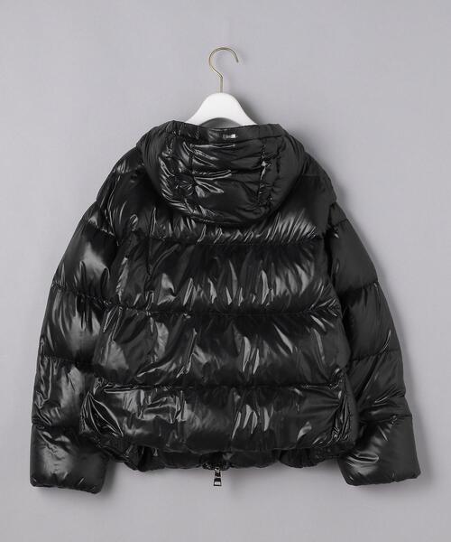 HERNO(ヘルノ)の「<HERNO(ヘルノ)>フーデッド ショート ダウンジャケット ■■■(ダウンジャケット/コート・レディース・ブラック/ライトグレー・38/42/40)」の9枚目の写真