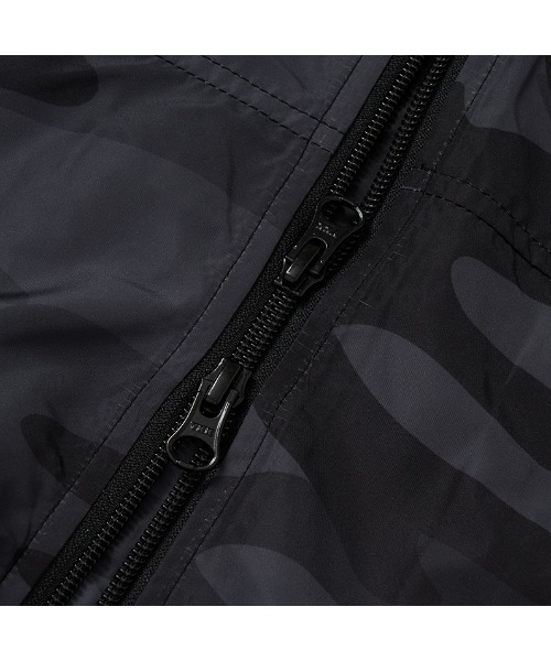 V12(ヴィ トゥエルヴ)の「CAMO JKT_WM(ブルゾン・レディース・ブラック・0)」の9枚目の写真