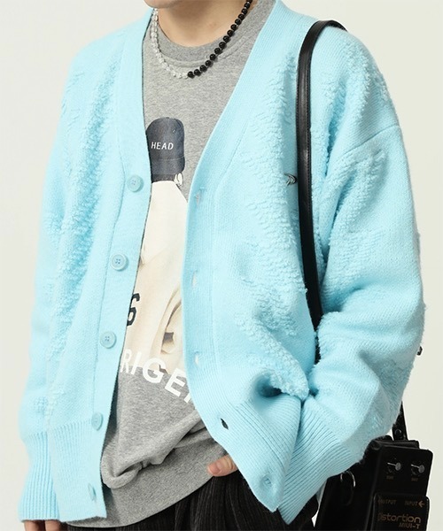 WESTBOY(ウエストボーイ)の「【WB ORIGINALS】Oversized Thunder Jacquard Knit Cardigan WO21W4TP07(カーディガン/ボレロ・メンズ・ホワイト/ブルー・M/L/XL)」の1枚目の写真