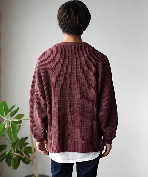 MinoriTY（マイノリティ）の「【MinoriTY】ふんわりオーバーサイズニットカーディガン カラーカーディガン ボリュームスリーブ メンズ ビッグシルエット ルーズフィット Vネック（カーディガン/ボレロ・メンズ・モカ/キャメル/ブルー/カーキ/ブラック/ホワイト/グレー/ブラック系その他/ブラウン/ライトグレー/グリーン/レンガ/ベージュ/ライトブルー・M/L/S）」の16枚目の写真