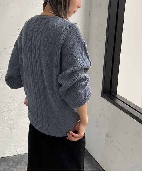 apres jour mignon(アプレジュールミニョン)の「ケーブル袖ボリュームニット【ZOZOTOWN限定アイテム】(ニット/セーター・レディース・その他/オレンジ/グリーン/ブルー・フリー/X-LARGE)」の14枚目の写真
