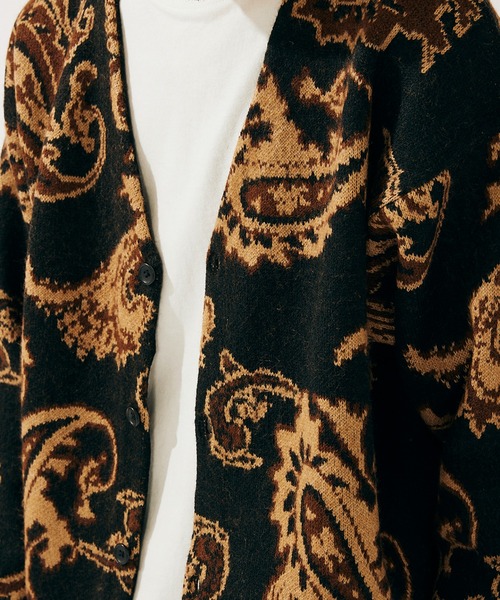 JOURNAL STANDARD（ジャーナルスタンダード）の「レトロ ジャガードニット カーディガン（カーディガン/ボレロ・メンズ・ブラック系その他/マスタード/ブラック/ライトグリーン/パープル/レッド・X-LARGE/LARGE/MEDIUM）」の9枚目の写真