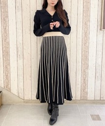 テーラー衿プリーツニットワンピース