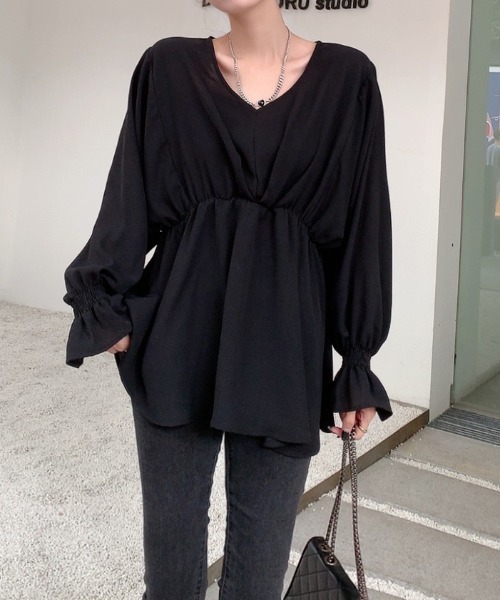 Diosfront（ディオスフロント）の「ドロップスリーブVネックフレアブラウス（シャツ/ブラウス・レディース・ホワイト/ブラック/グレー/ネイビー/ブラウン・FREE）」の10枚目の写真