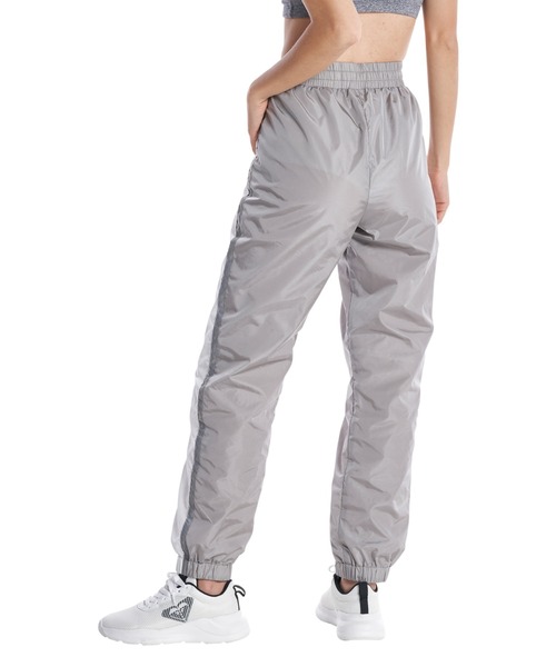 ROXY(ロキシー)の「STAY GOLD PANTS/ロキシーナイロンパンツ(スウェットパンツ・レディース・ブラック/グレー・SMALL/MEDIUM/LARGE)」の5枚目の写真