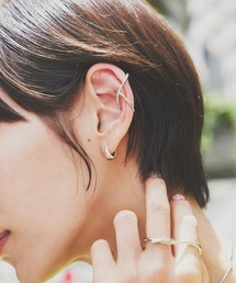 Auntie Rosa Holiday | クロスナローイヤカフ(イヤーカフ)