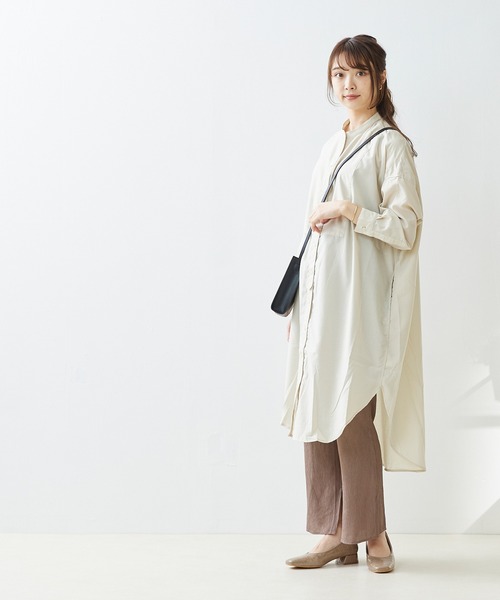 menue(メヌエ)の「スクエアトゥ台形ヒールパンプス(パンプス・レディース・ブラック/グレイッシュベージュ/アイボリー・22.5cm/23.5cm/24.5cm/25.5cm/23.0cm/24.0cm/25.0cm/26.0cm/21.5cm/22.0cm)」の6枚目の写真