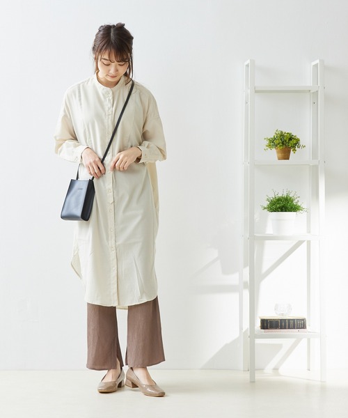 menue(メヌエ)の「スクエアトゥ台形ヒールパンプス(パンプス・レディース・ブラック/グレイッシュベージュ/アイボリー・22.5cm/23.5cm/24.5cm/25.5cm/23.0cm/24.0cm/25.0cm/26.0cm/21.5cm/22.0cm)」の12枚目の写真