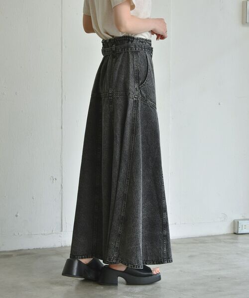 RETRO GIRL(レトロガール)の「ベルト付デニムフレアスカート(デニムスカート・レディース・ブラック/オフホワイト/ケミカルウォッシュ・FREE)」の19枚目の写真