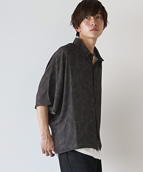 MinoriTY(マイノリティ)の「【MinoriTY】ルーズシルエットドルマンスリーブ半袖シャツ 5分袖シャツ レギュラーカラーシャツ メンズ 無地 秋服 夏服(シャツ/ブラウス・メンズ・グレー/パープル/ブラック/ブラウン/グリーン/ブルー・S/M/L)」の12枚目の写真