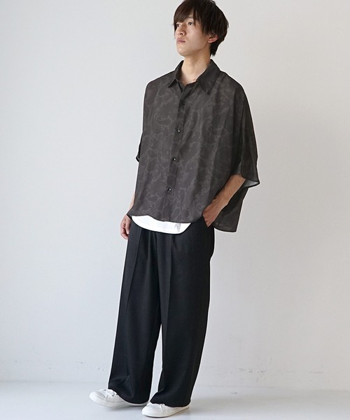 MinoriTY(マイノリティ)の「【MinoriTY】ルーズシルエットドルマンスリーブ半袖シャツ 5分袖シャツ レギュラーカラーシャツ メンズ 無地 秋服 夏服(シャツ/ブラウス・メンズ・グレー/パープル/ブラック/ブラウン/グリーン/ブルー・S/M/L)」の7枚目の写真