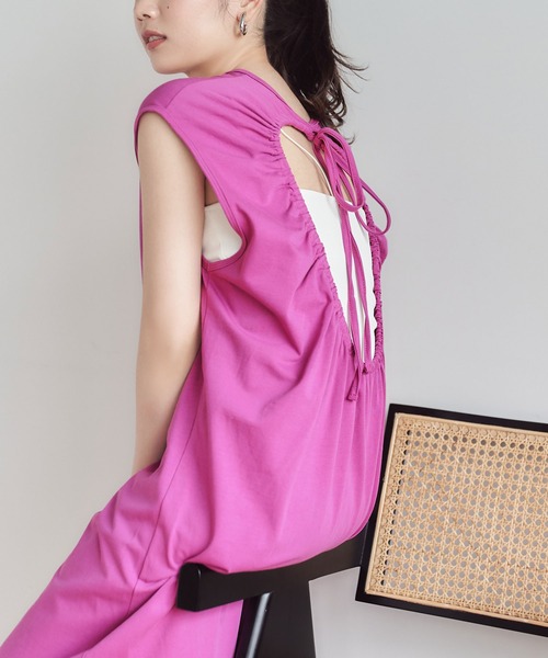 バックギャザー開きカットソーワンピース