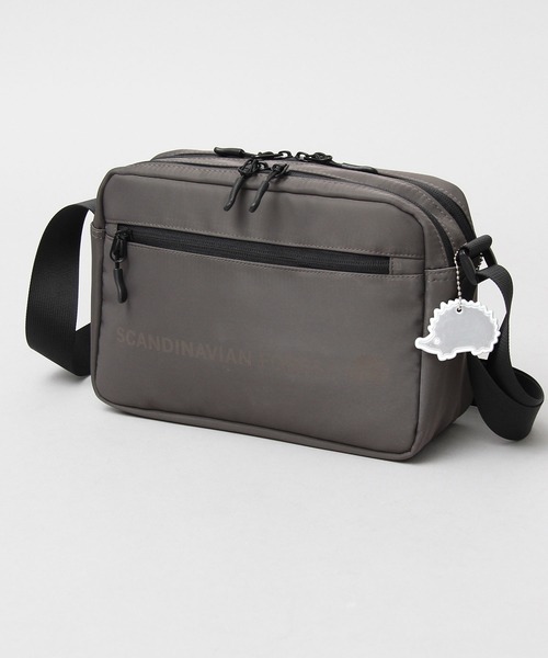 SCANDINAVIAN FOREST（スカンジナビアン・フォレスト）の「撥水ナイロン 軽量 スクエアシルエット ミニショルダーバッグ（ショルダーバッグ・レディース・ブラック/グレー/ベージュ/ベージュ系その他/ブラウン/ブルー/アイボリー・FREE）」の8枚目の写真