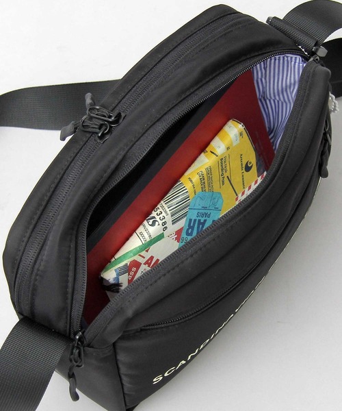 SCANDINAVIAN FOREST（スカンジナビアン・フォレスト）の「撥水ナイロン 軽量 スクエアシルエット ミニショルダーバッグ（ショルダーバッグ・レディース・ブラック/グレー/ベージュ/ベージュ系その他/ブラウン/ブルー/アイボリー・FREE）」の14枚目の写真