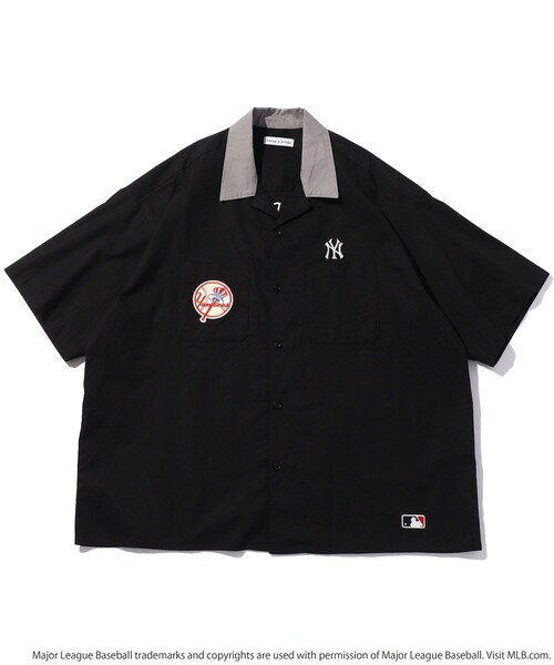 FREAK'S STORE(フリークスストア)の「WEB限定 MLB/メジャーリーグベースボール 別注 ビッグシルエット バック刺繍 オープンカラーシャツ/Yankees/ワッペン刺繍/クレリック(シャツ/ブラウス・メンズ・その他13/ベージュ/ブラック・SMALL/MEDIUM/LARGE)」の10枚目の写真