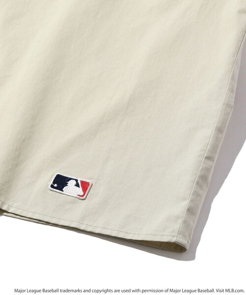 FREAK'S STORE(フリークスストア)の「WEB限定 MLB/メジャーリーグベースボール 別注 ビッグシルエット バック刺繍 オープンカラーシャツ/Yankees/ワッペン刺繍/クレリック(シャツ/ブラウス・メンズ・その他13/ベージュ/ブラック・SMALL/MEDIUM/LARGE)」の19枚目の写真