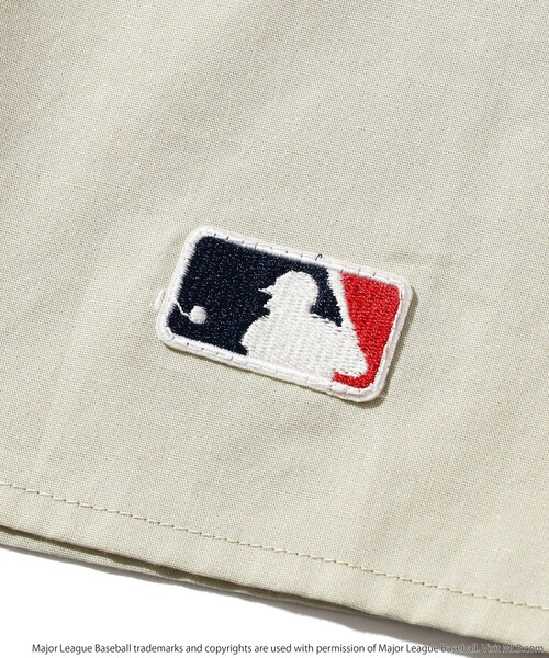 FREAK'S STORE(フリークスストア)の「WEB限定 MLB/メジャーリーグベースボール 別注 ビッグシルエット バック刺繍 オープンカラーシャツ/Yankees/ワッペン刺繍/クレリック(シャツ/ブラウス・メンズ・その他13/ベージュ/ブラック・SMALL/MEDIUM/LARGE)」の20枚目の写真