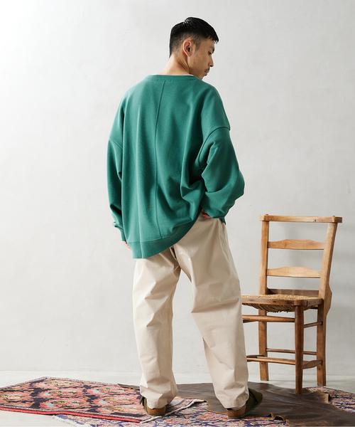 JOURNAL STANDARD relume（ジャーナルスタンダード　レリューム）の「CALIFORNIA UPCYCLE クルーネックスウェット（スウェット・メンズ・ブラック/ダークブラウン/ネイビー/グレー/グリーン・MEDIUM/LARGE/X-LARGE）」の11枚目の写真