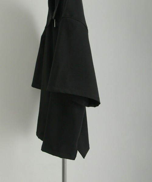 NILWAY(ニルウェイ)の「【サマー セットアップ】フルジップドレープ半袖 ワイドシャツ+ タック ワイド ストレートスラックス(セットアップ・メンズ・ブラック/ブルー/グリーン/アイボリー/チャコール・SMALL/MEDIUM/LARGE)」の11枚目の写真