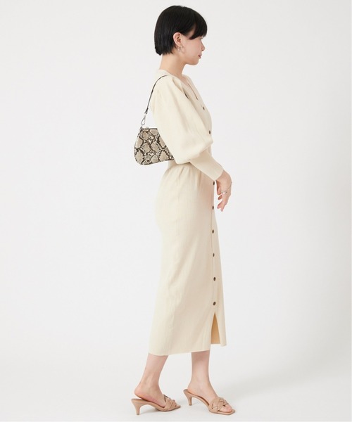 U by SPICK&SPAN(ユーバイスピックアンドスパン)の「≪追加≫フロントボタン リブニットドレス2◆(ワンピース・レディース・ホワイト系その他/グリーン系その他・FREE)」の19枚目の写真