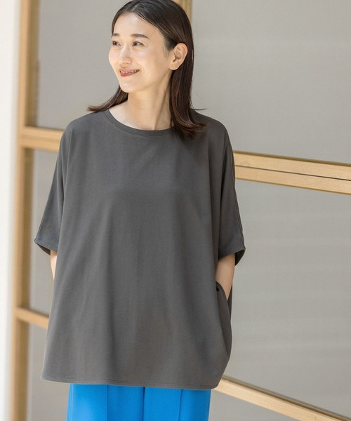 LEPSIM(レプシィム)の「ポンチョカットソー 294981(Tシャツ/カットソー・レディース・ブラウン/チャコールグレー/オフホワイト・FREE)」の3枚目の写真