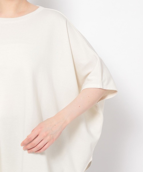 LEPSIM(レプシィム)の「ポンチョカットソー 294981(Tシャツ/カットソー・レディース・ブラウン/チャコールグレー/オフホワイト・FREE)」の13枚目の写真