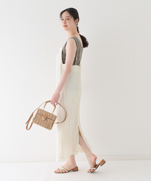 B.C STOCK(ベーセーストック)の「ワッシャー キャミワンピース(ワンピース・レディース・ブラック/ホワイト/イエロー・FREE)」の20枚目の写真