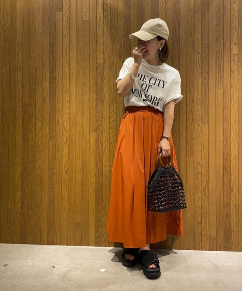 URBAN RESEARCH（アーバンリサーチ）の「コットンナイロンボリュームスカート2（スカート・レディース・ブラック/レッド/モカ・38/36）」の12枚目の写真