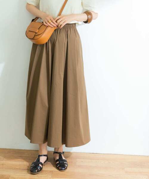 URBAN RESEARCH（アーバンリサーチ）の「コットンナイロンボリュームスカート2（スカート・レディース・ブラック/レッド/モカ・38/36）」の11枚目の写真